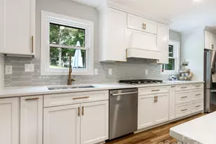 6801 Rollingridge Dr, Charlotte, NC 28211 - Photo 7