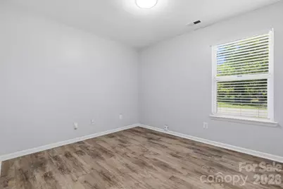 13501 Krislyn Woods Place, Charlotte, NC 28278 - Photo 21