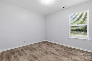 13501 Krislyn Woods Pl, Charlotte, NC 28278 - Photo 21