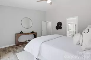 13501 Krislyn Woods Pl, Charlotte, NC 28278 - Photo 17