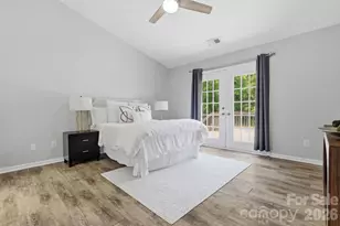 13501 Krislyn Woods Pl, Charlotte, NC 28278 - Photo 15