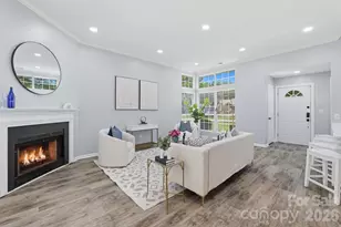 13501 Krislyn Woods Pl, Charlotte, NC 28278 - Photo 5