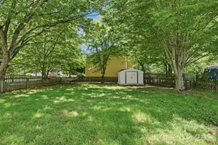 13501 Krislyn Woods Pl, Charlotte, NC 28278 - Photo 27