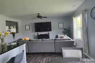 10119 Green Grass Rd, Charlotte, NC 28227 - Photo 5