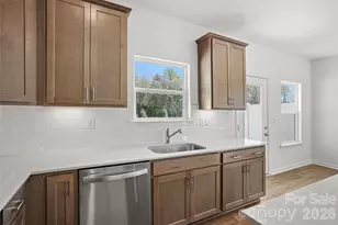 14050 Steller St, Charlotte, NC 28269 - Photo 9