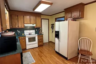 5525 Randolph Rd, Kannapolis, NC 28081 - Photo 3