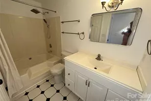10220 Rockwood Rd, Charlotte, NC 28215 - Photo 13