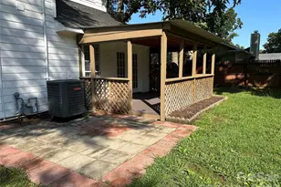 10220 Rockwood Rd, Charlotte, NC 28215 - Photo 25