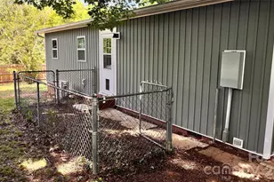 4009 Smokey Creek Rd, Lenoir, NC 28645 - Photo 25