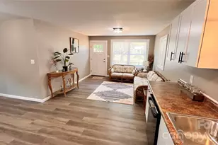 4009 Smokey Creek Rd, Lenoir, NC 28645 - Photo 9