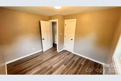 4009 Smokey Creek Road, Lenoir, NC 28645 - Photo 21