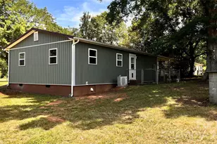 4009 Smokey Creek Rd, Lenoir, NC 28645 - Photo 29