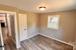 4009 Smokey Creek Rd, Lenoir, NC 28645 - Photo 19