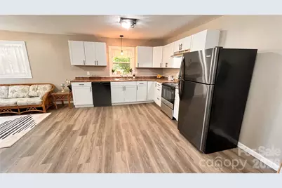 4009 Smokey Creek Road, Lenoir, NC 28645 - Photo 7