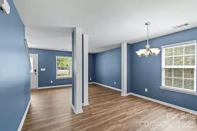 5229 Hawkins Meadow Court, Charlotte, NC 28213 - Photo 9