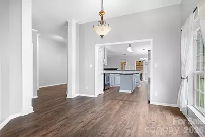 8940 Raven Park Drive, Charlotte, NC 28216 - Photo 5