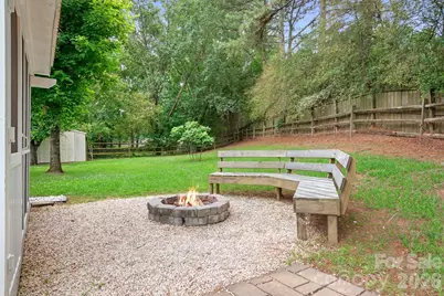 8940 Raven Park Drive, Charlotte, NC 28216 - Photo 35