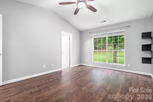 8940 Raven Park Dr, Charlotte, NC 28216 - Photo 21