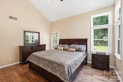 9912 Park Springs Court, Charlotte, NC 28210 - Photo 13