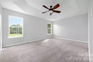 9535 Forest Path Dr, Charlotte, NC 28269 - Photo 17