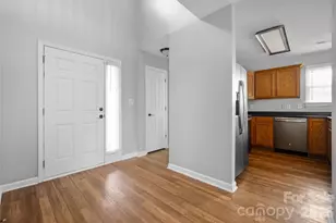 9535 Forest Path Dr, Charlotte, NC 28269 - Photo 15