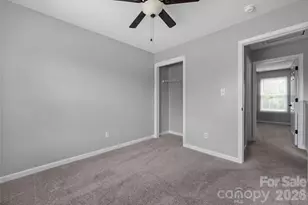 9535 Forest Path Dr, Charlotte, NC 28269 - Photo 29