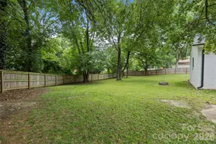 224 Sturbridge Dr, Charlotte, NC 28214 - Photo 21