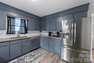 224 Sturbridge Dr, Charlotte, NC 28214 - Photo 7