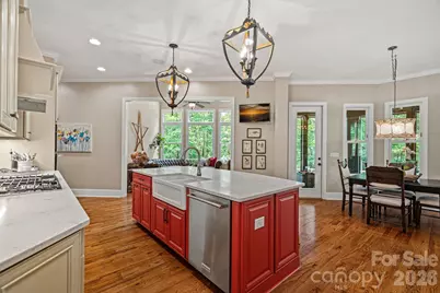 6808 Live Oaks Lane, Waxhaw, NC 28173 - Photo 9
