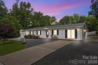 342 West Avenue, Troutman, NC 28166 - Photo 1