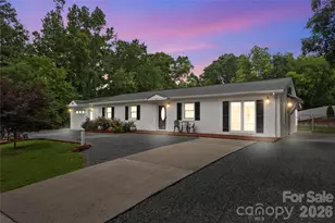 342 West Ave, Troutman, NC 28166 - Photo 1
