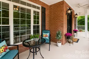 1015 Estate Ln, Matthews, NC 28104 - Photo 3