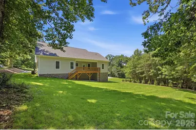 107 Meadow View Street, Morganton, NC 28655 - Photo 9