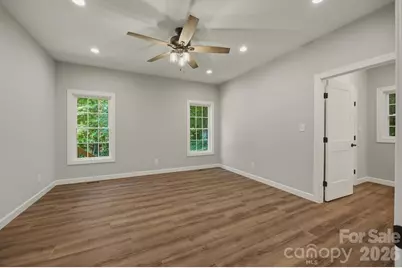 107 Meadow View Street, Morganton, NC 28655 - Photo 17