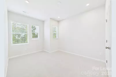 3022 Hutton Gardens Lane, Charlotte, NC 28269 - Photo 7