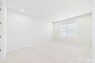 3022 Hutton Gdns Ln, Charlotte, NC 28269 - Photo 11