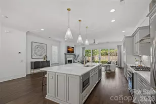 2023 Lynnwood Dr, Charlotte, NC 28209 - Photo 7