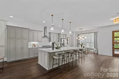 2023 Lynnwood Drive, Charlotte, NC 28209 - Photo 9