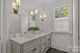 2023 Lynnwood Dr, Charlotte, NC 28209 - Photo 19