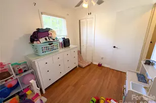 307 Meadowbrook Dr, Newton, NC 28658 - Photo 11