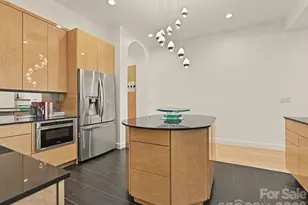 127 N Tryon St, Charlotte, NC 28202 - Photo 13