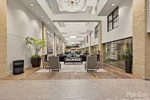 127 N Tryon St, Charlotte, NC 28202 - Photo 3