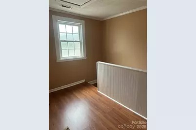 1407 N College Avenue, Newton, NC 28658 - Photo 7