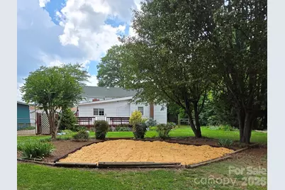 1407 N College Avenue, Newton, NC 28658 - Photo 39