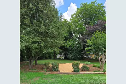 1407 N College Avenue, Newton, NC 28658 - Photo 37
