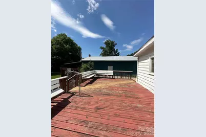 1407 N College Avenue, Newton, NC 28658 - Photo 23