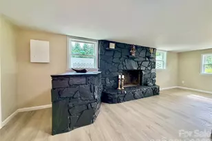 303 Deal Ave NE, Conover, NC 28613 - Photo 25