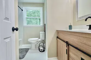 303 Deal Ave NE, Conover, NC 28613 - Photo 17