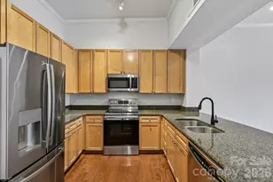721 Governor Morrison St, Charlotte, NC 28211 - Photo 13