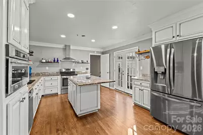 117 Robinson Avenue, Matthews, NC 28104 - Photo 5